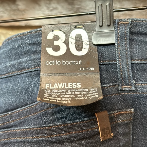 Joe’s Jeans Flawless - Picture 3 of 5